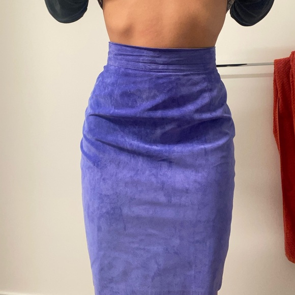 Danier Dresses & Skirts - Vintage suede Danier Vibrant Purple Pencil Skirt